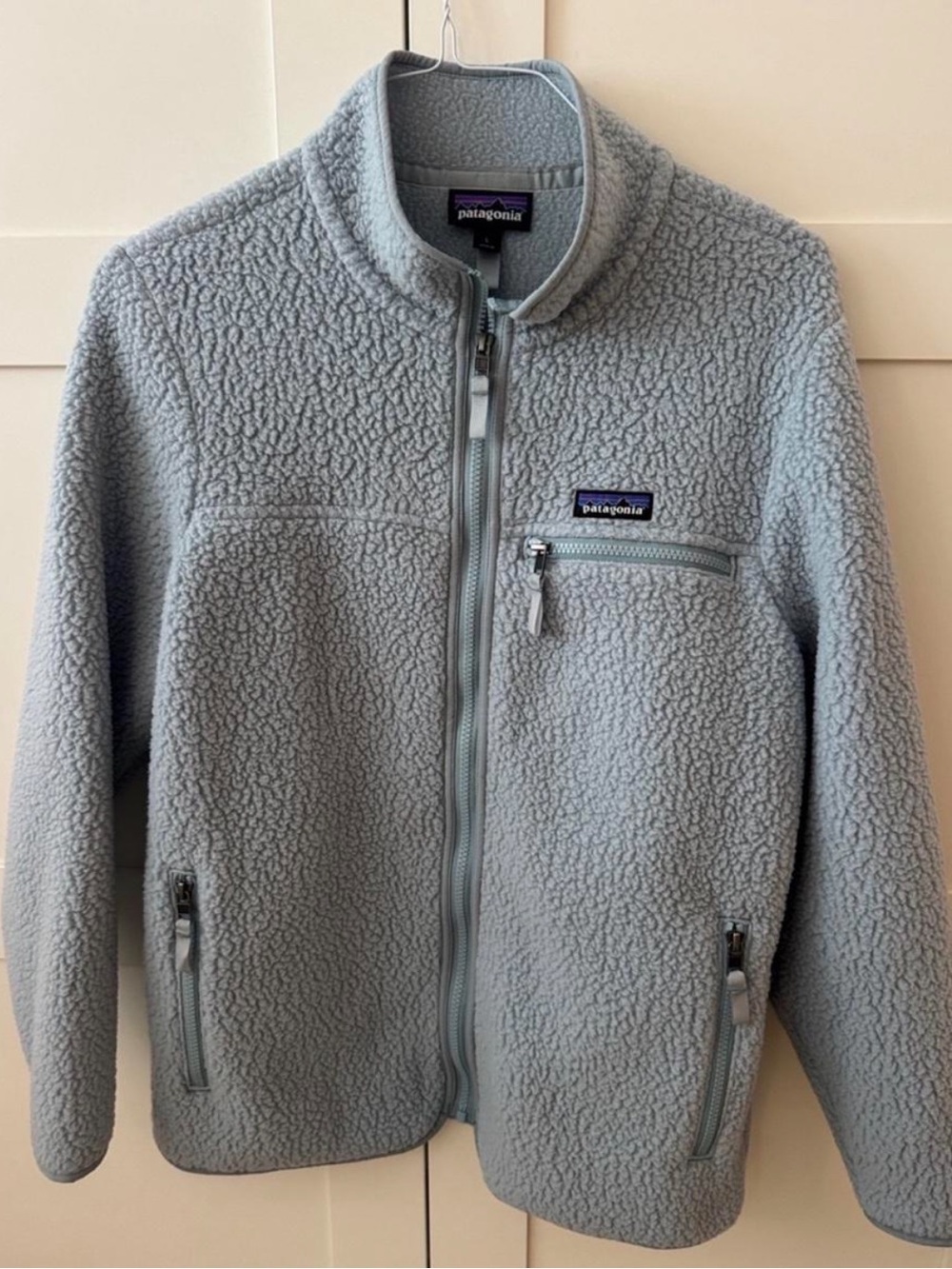 Patagonia Women's Pale Blue Teddy Fleece Jacket - Picture 4 of 6